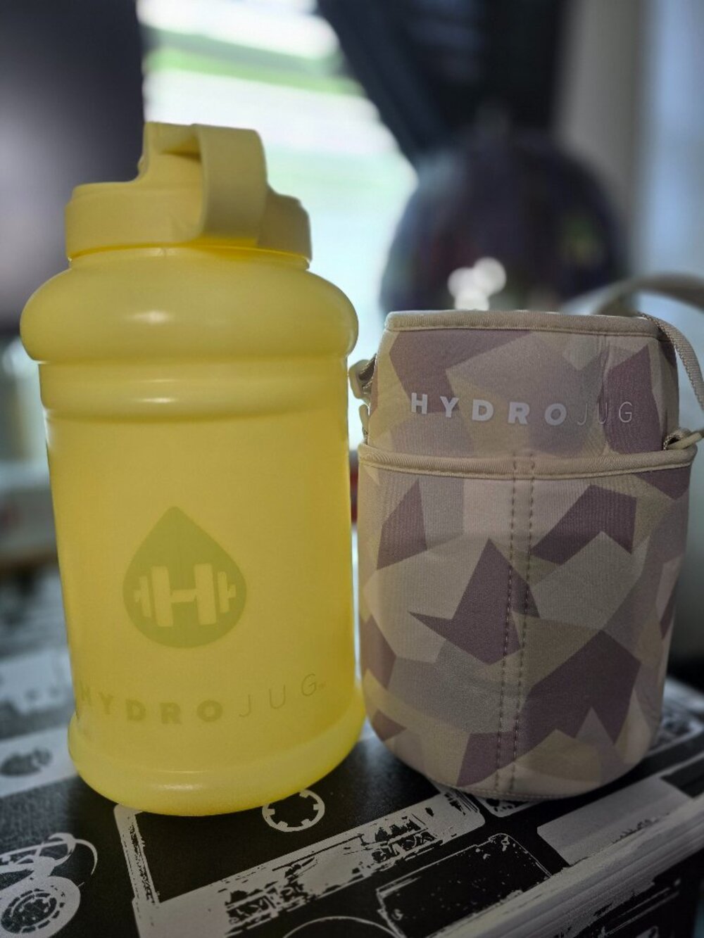 Hydrojug Half Gallon Jug with Sleeve and Strap - Yellow - Picture 1 of 2